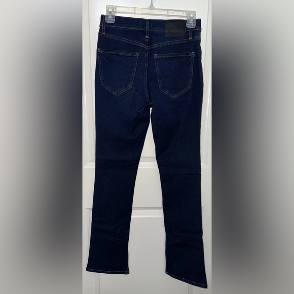 Express Jean - Picture 2 of 6